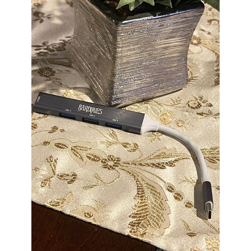 USB C To USB Hub Multi-Interface Adapter 4 Ports Bardimies Aluminum Compact Desi - Picture 3 of 10